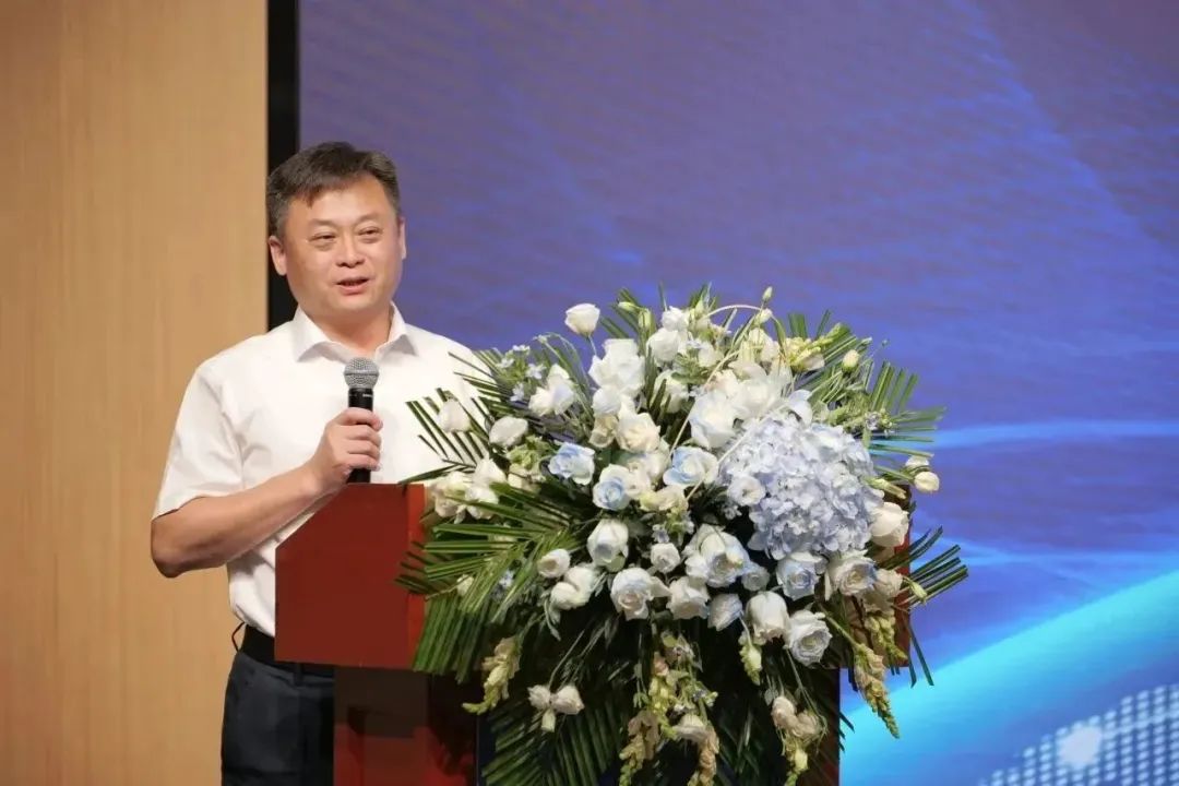 新能源 新动力 新未来|40001百老汇股份“动力与能源产业集群”圆桌座谈会顺利召开